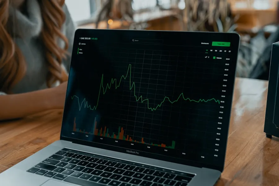 stock market trading screen 관련 모습